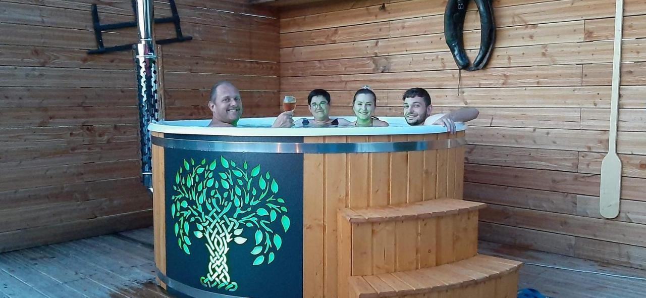 Au Chalet Bain Nordique Neuf Independant Calme Assure Haselbourg エクステリア 写真